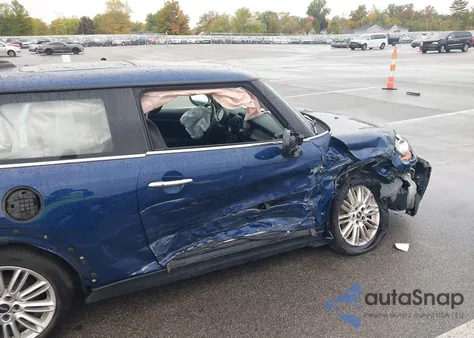 2018 Mini Hardtop Cooper/Oxford Edition from USA, damaged, VIN WMWXP5C52J2G64238